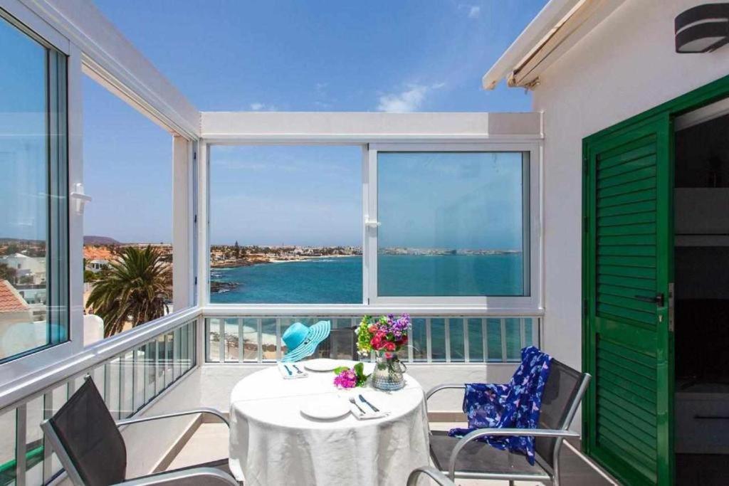 Apartamento Coral Bay By Vacanzy Collection คอร์ราเลโฮ ภายนอก รูปภาพ